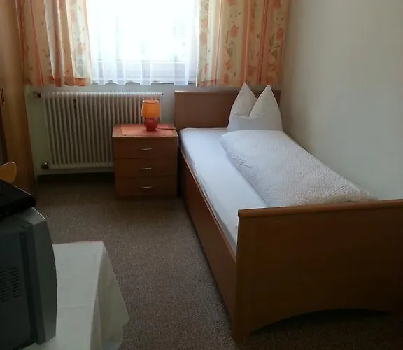 Birkenhof ליוטאש